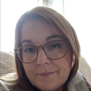 Meet your Posher, Andrea